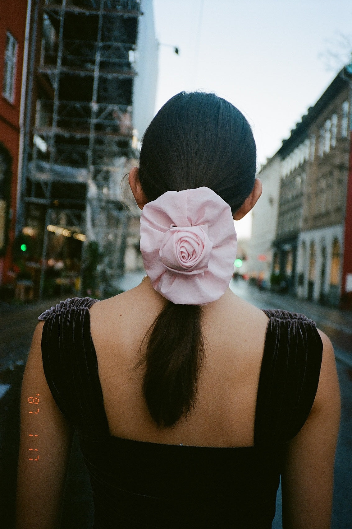 Pale pink flower clearance hair clip