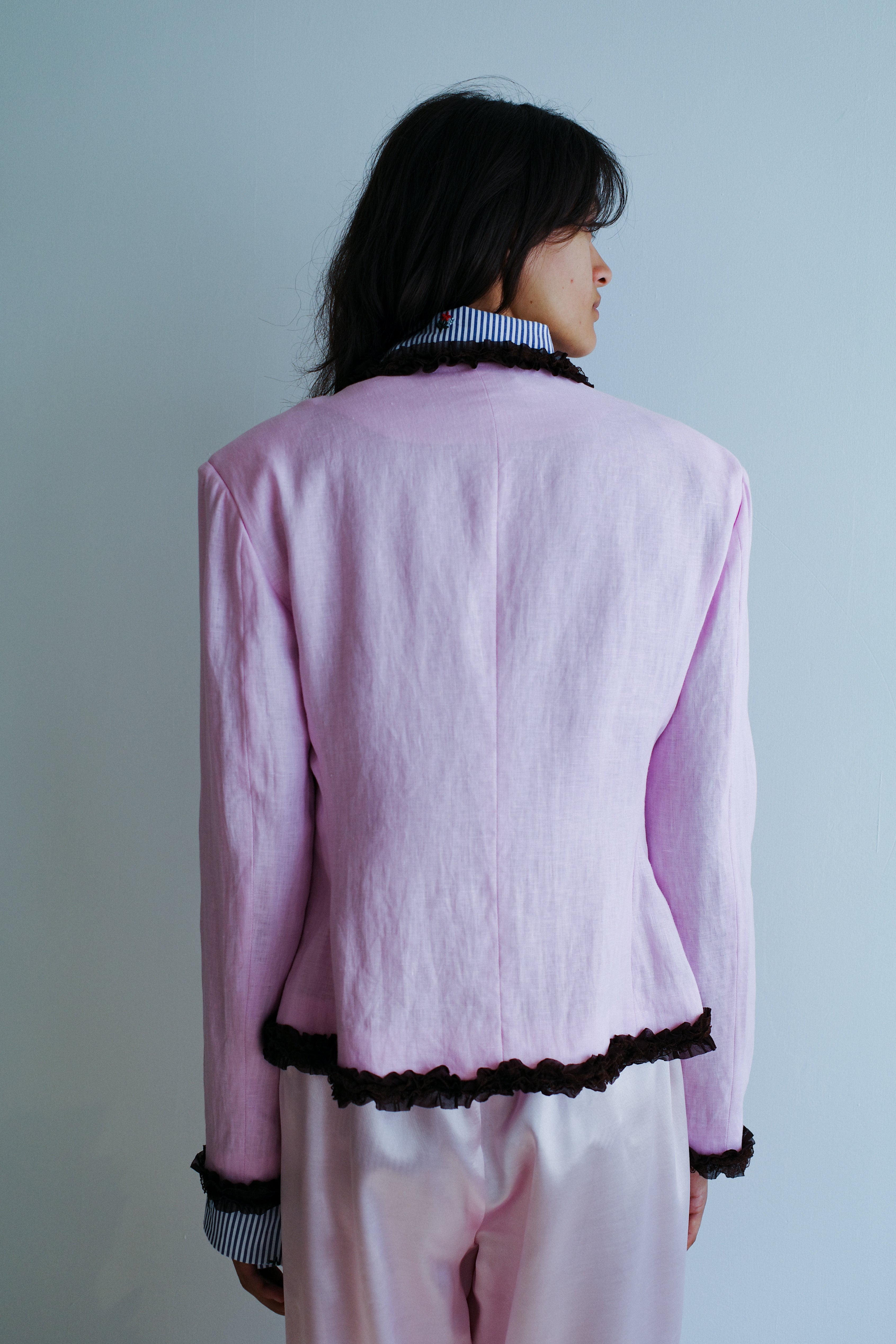 Tusnelda Jacket  - Pale Pink w. Brown ruffle