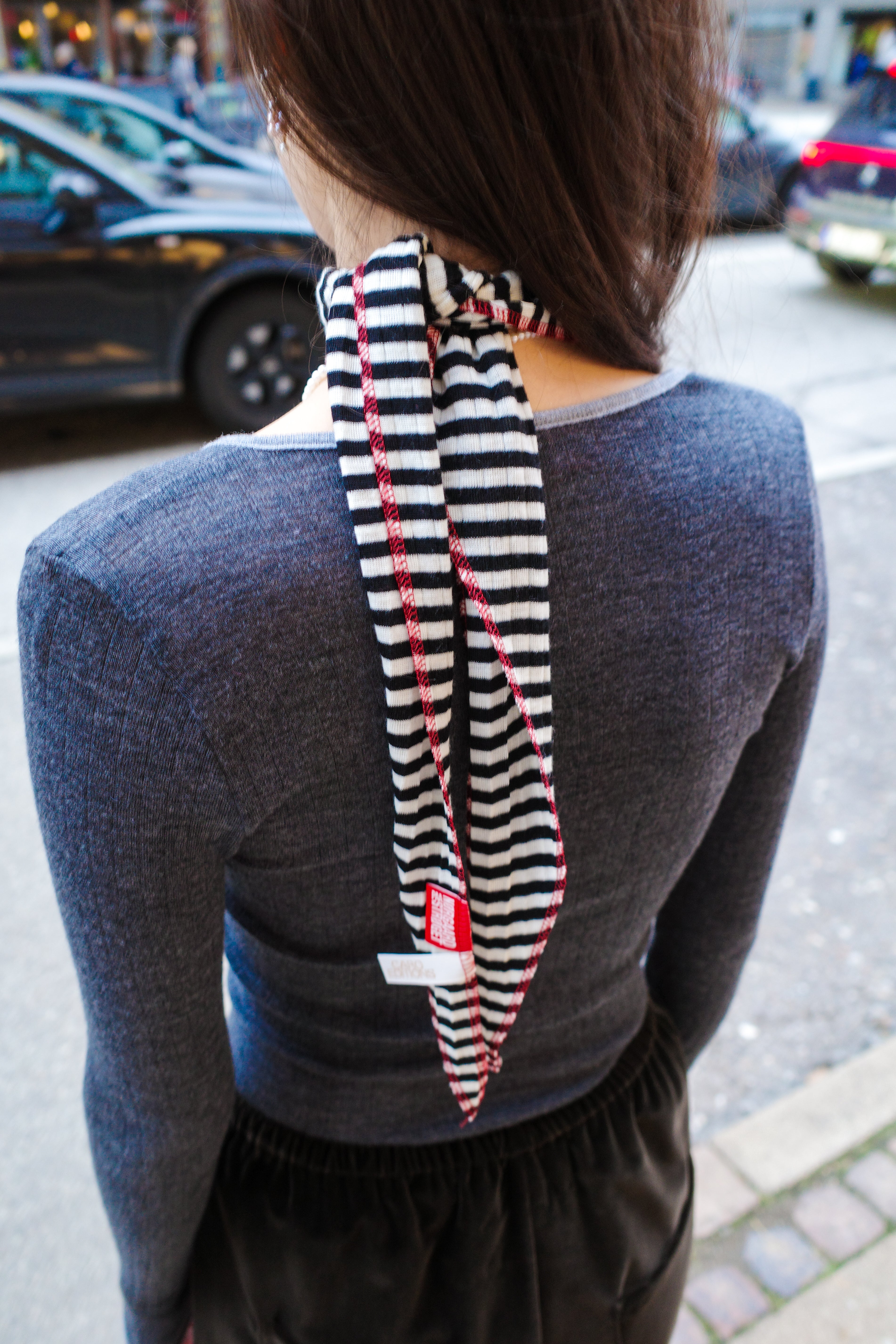 Triangle Scarf Wool Black/Ecru/Red