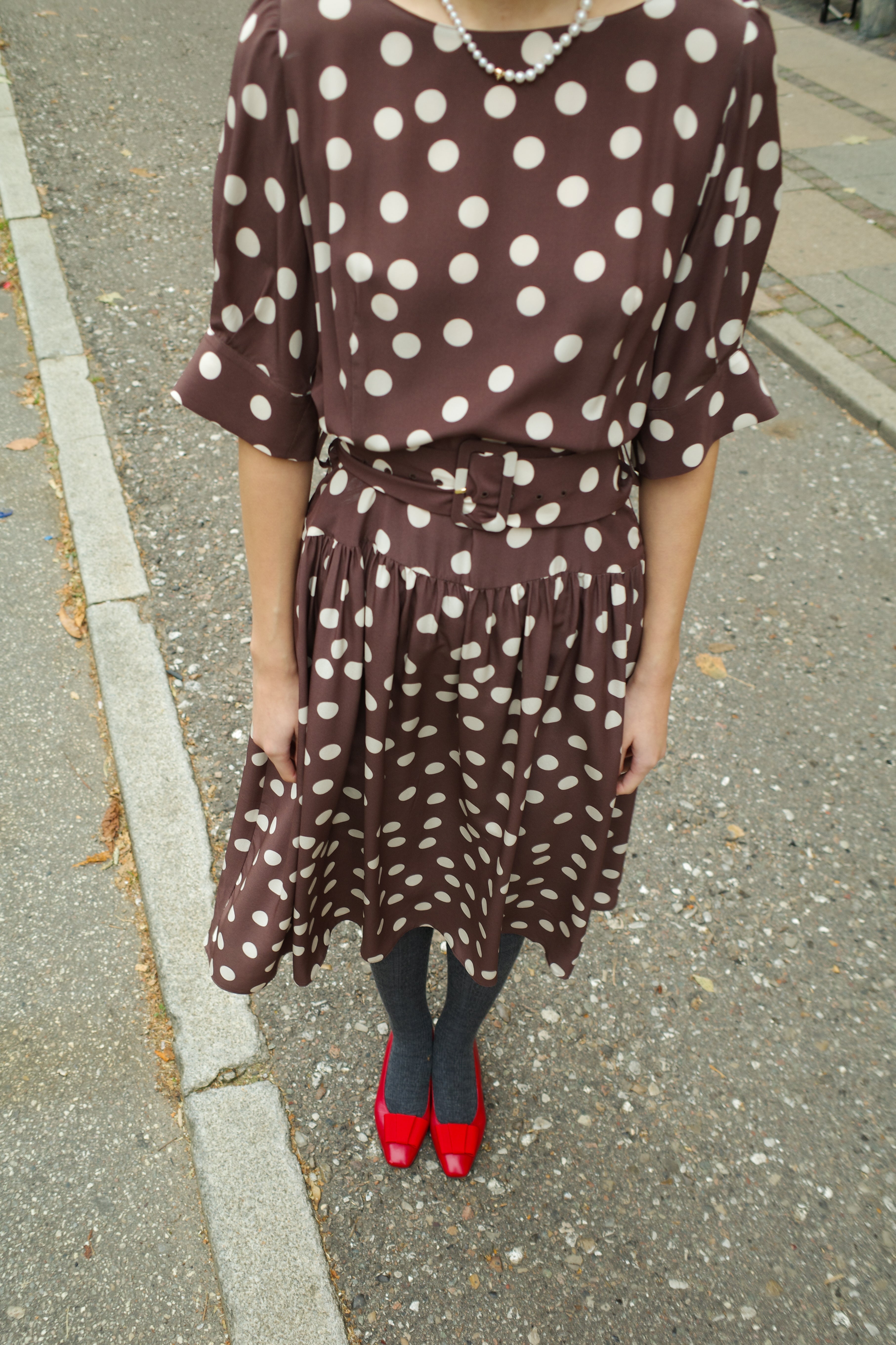 Bjorg dress - Brown w. Cream Dots