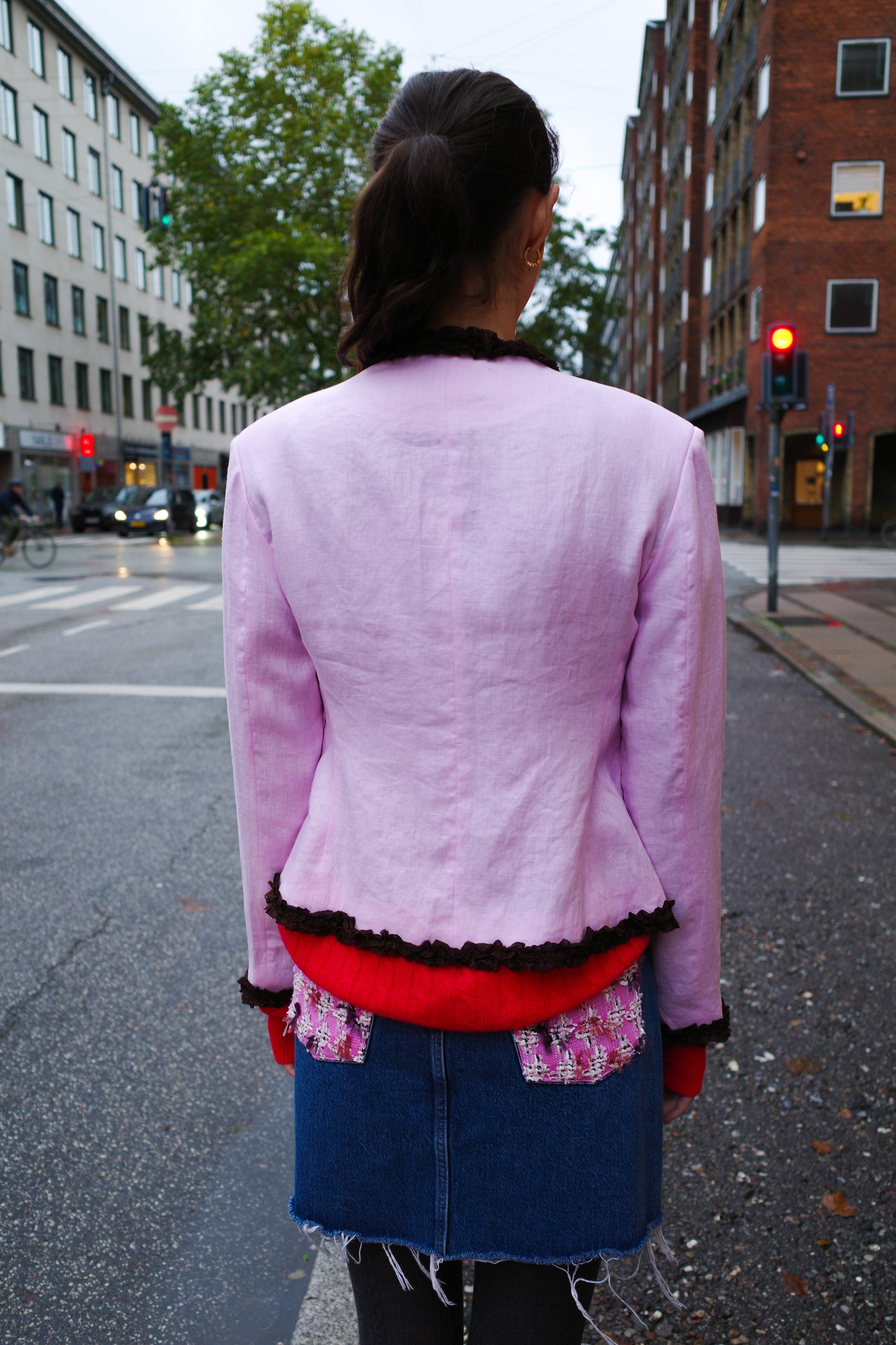 Tusnelda Jacket  - Pale Pink w. Brown ruffle